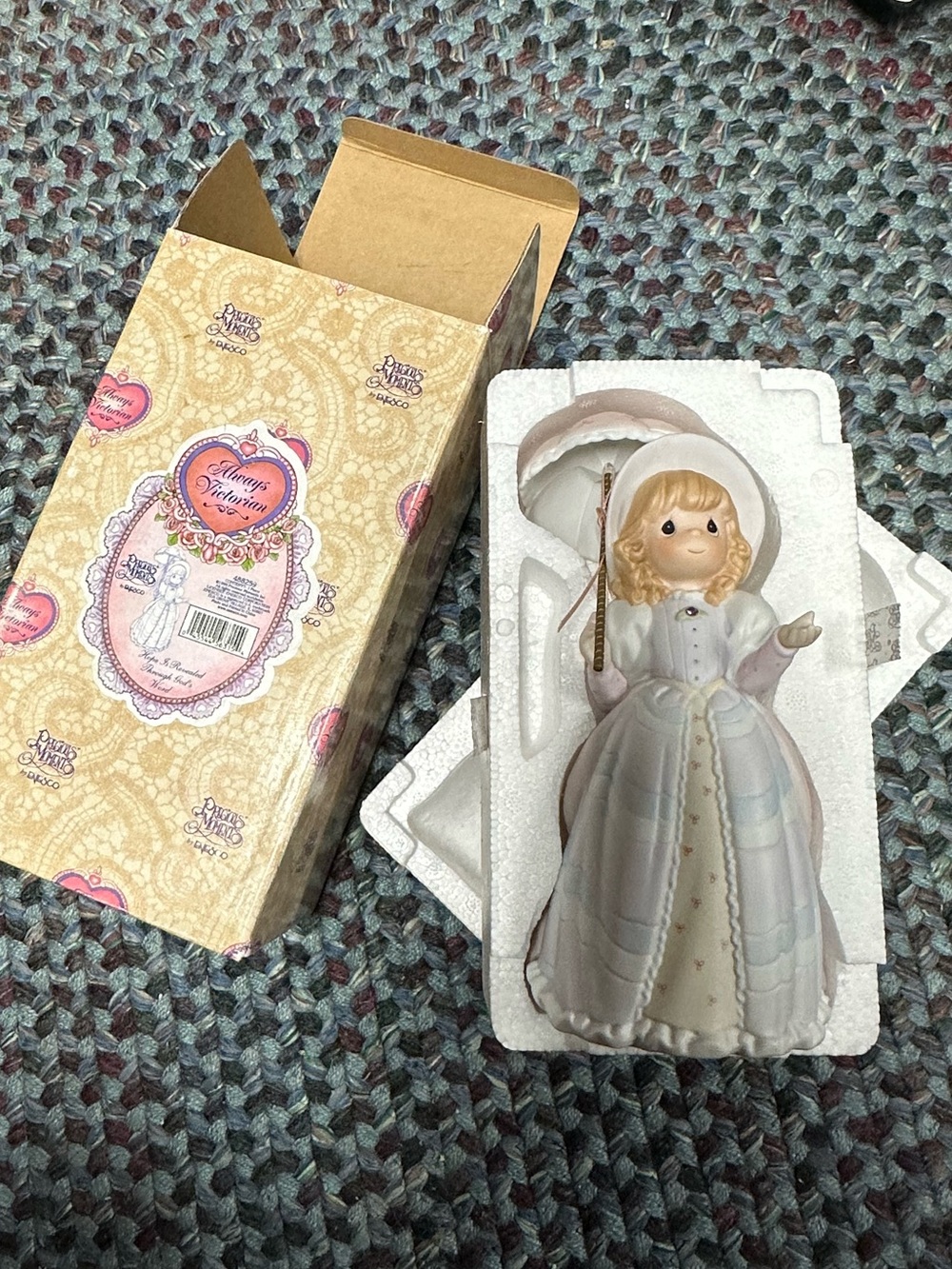 Enesco Precious Moments Always Victorian Girl Figurine w/ Umbrella NIB 1998